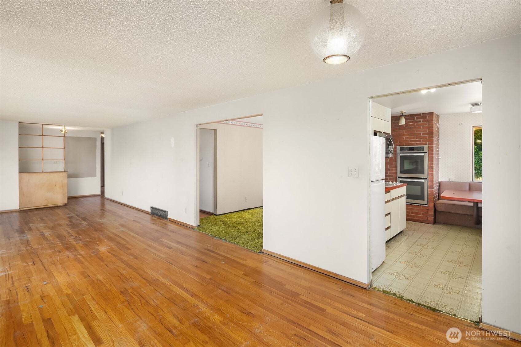 7017 NE 155th Place