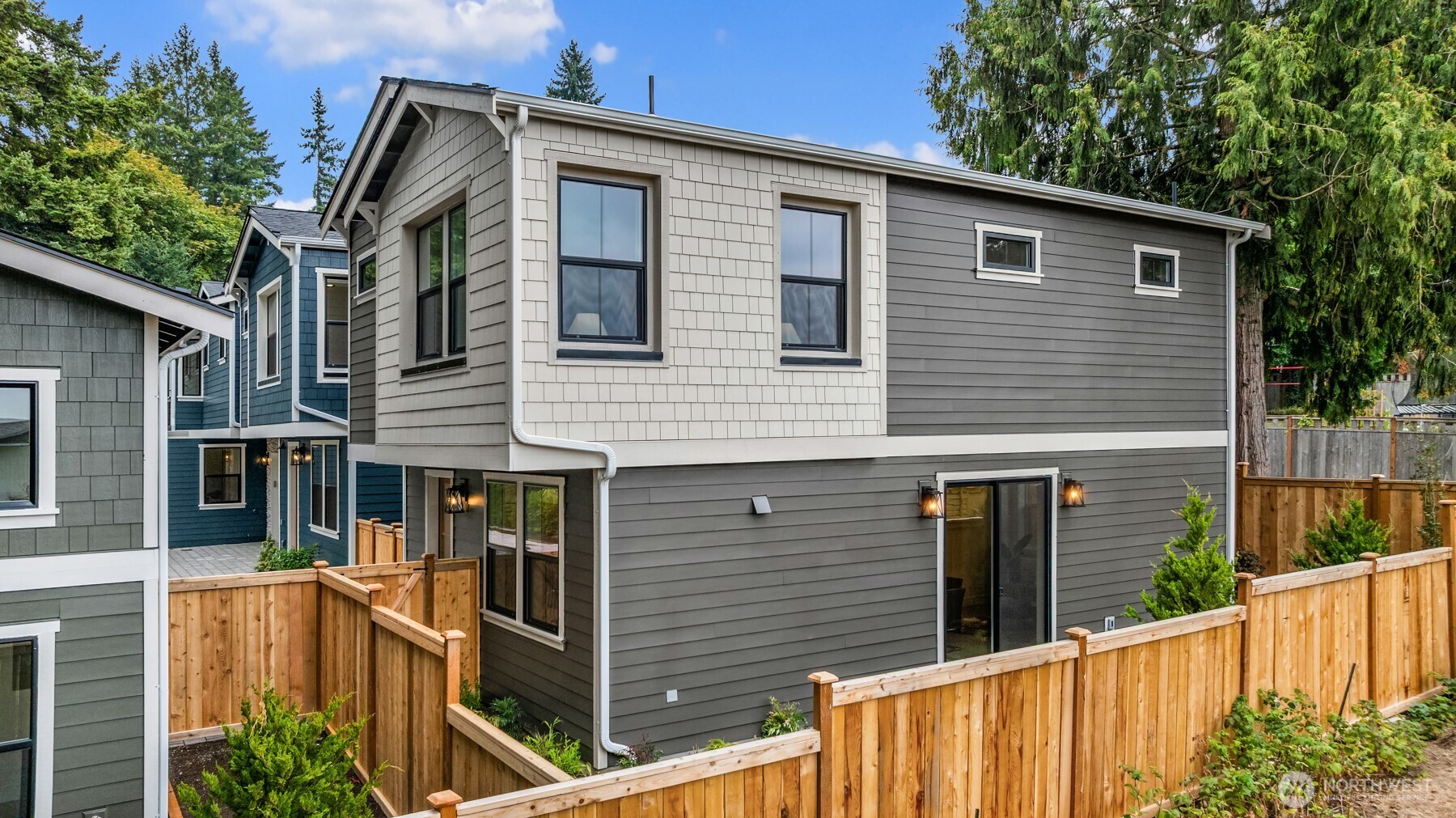 1919 3rd Street