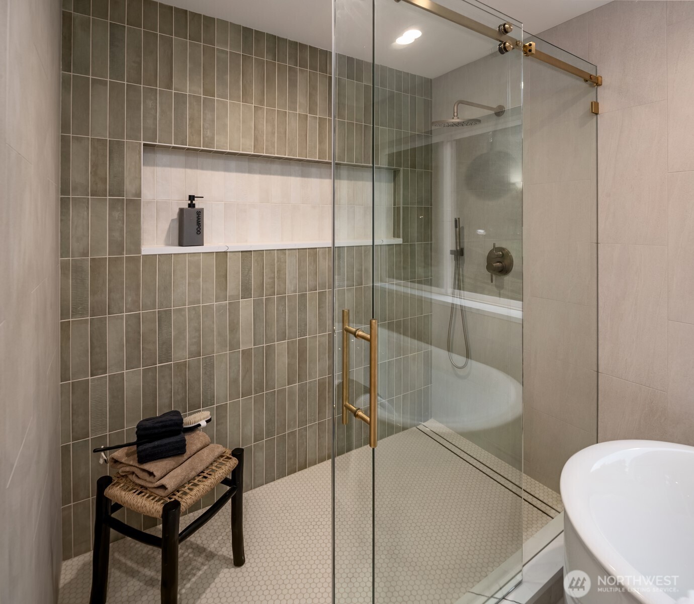 17006 174th Avenue NE