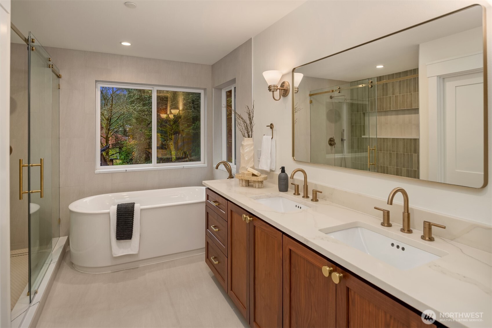 17006 174th Avenue NE