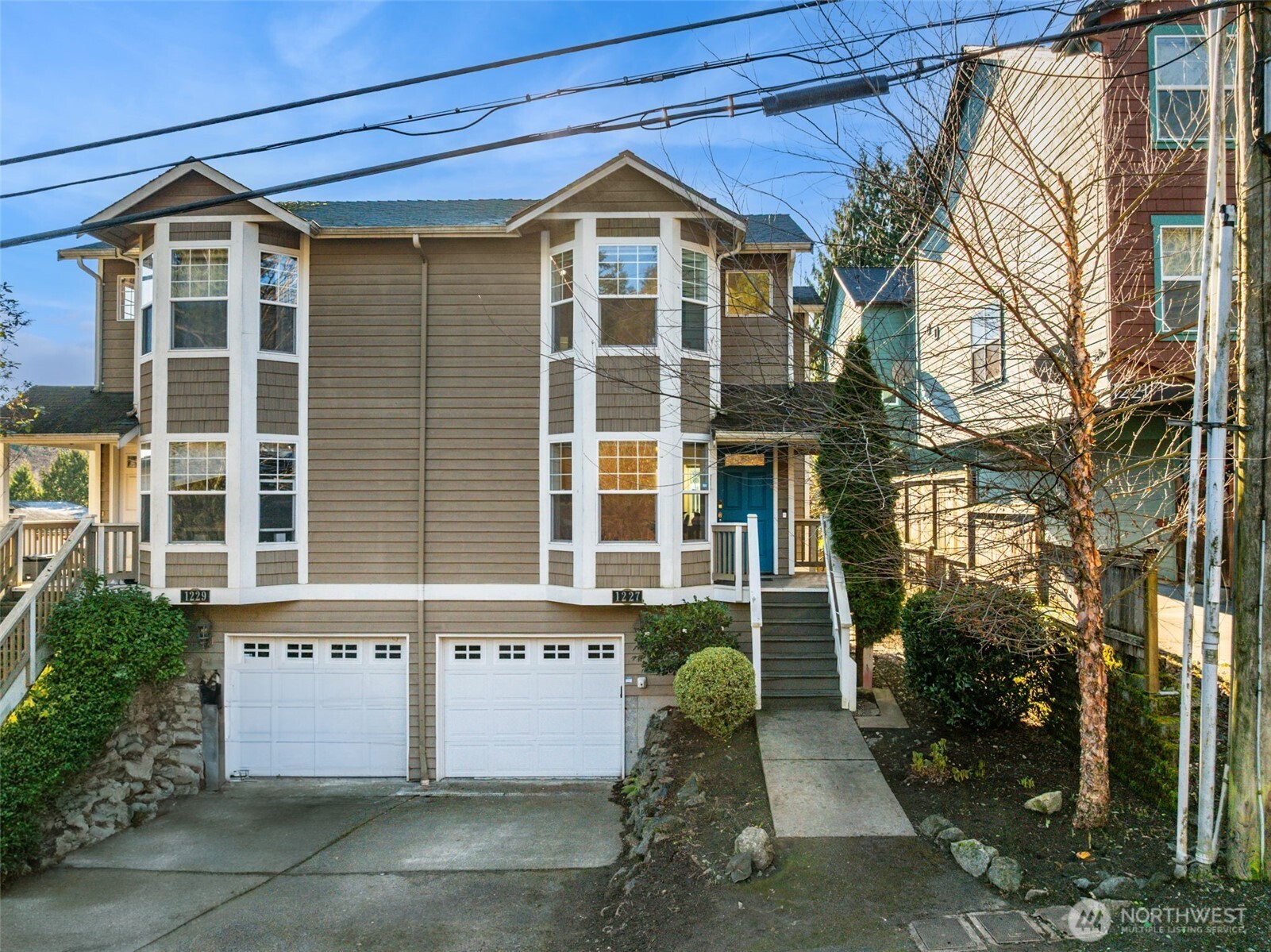 1227 NE 135th St