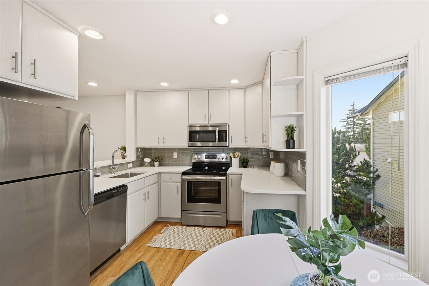 1227 NE 135th St