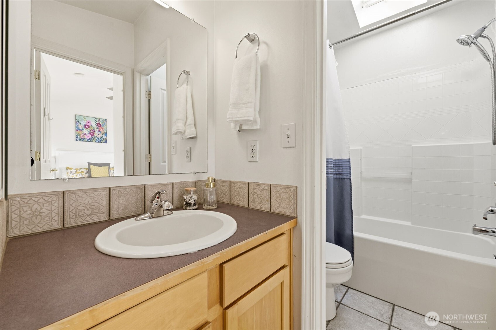 1227 NE 135th St