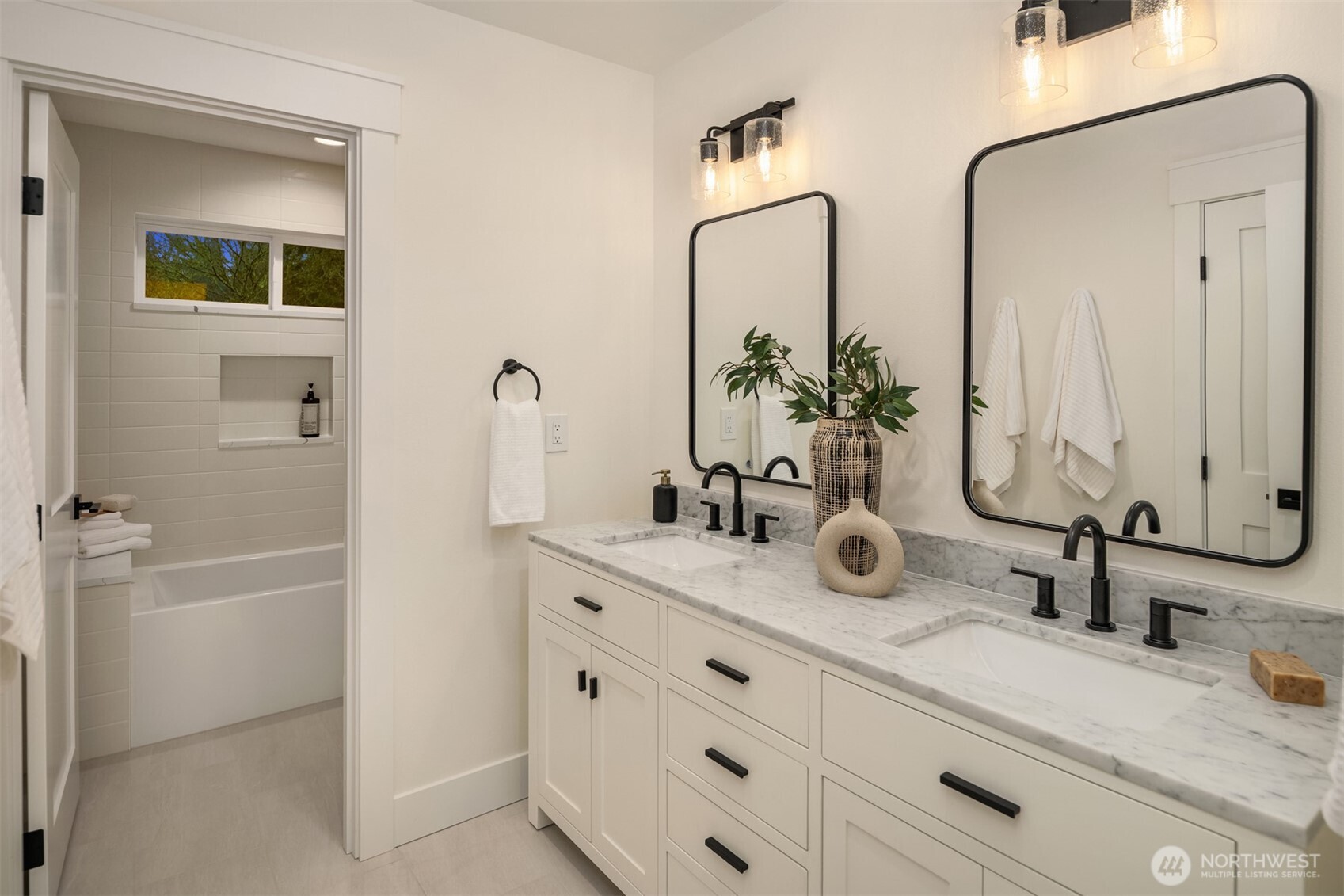 17006 174th Avenue NE