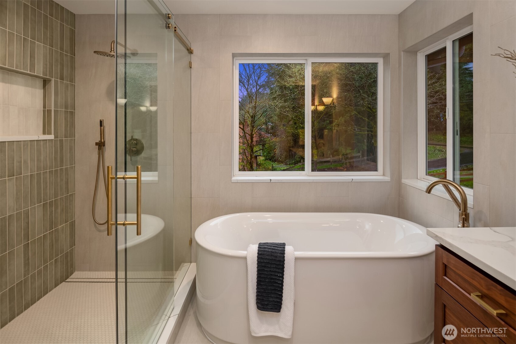 17006 174th Avenue NE