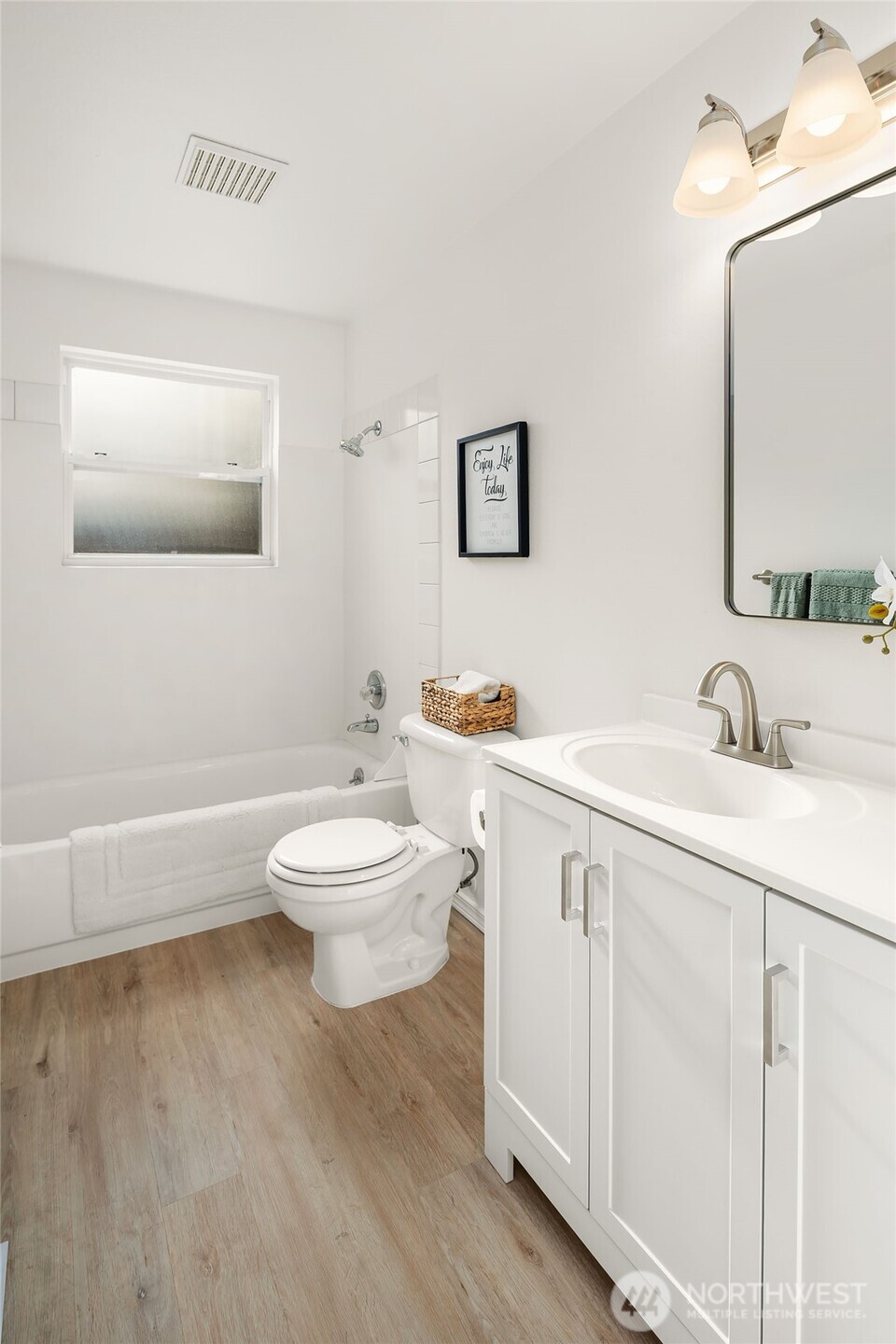 10256 NE 118th Place