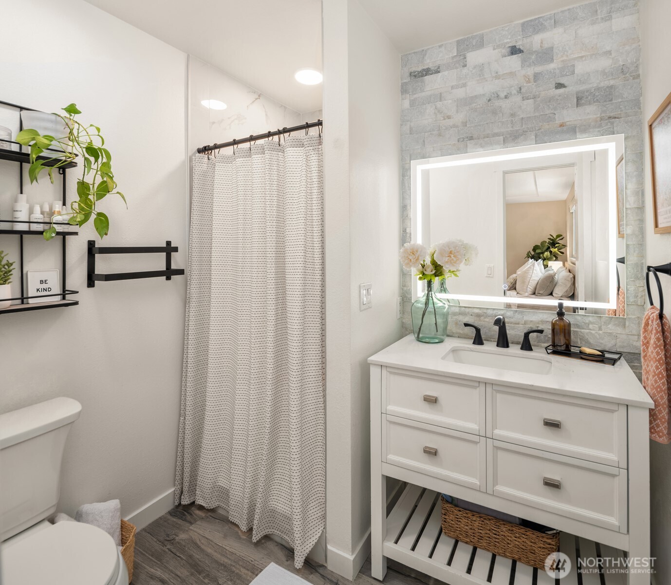 19425 66th Place NE