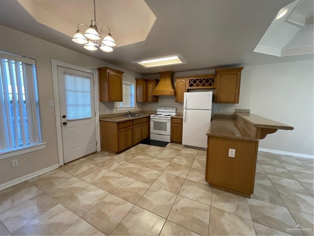 700 W Bahamas Drive # 2