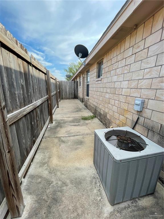 700 W Bahamas Drive # 2