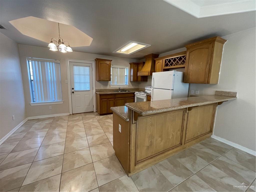 700 W Bahamas Drive # 2