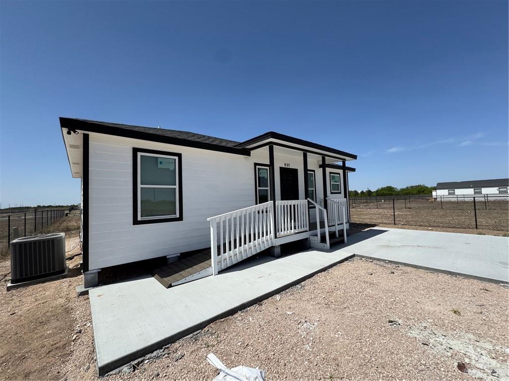 931 Prado Drive