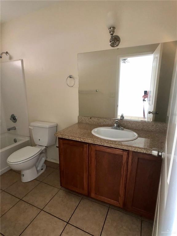 3900 S Sheraton Avenue # 3