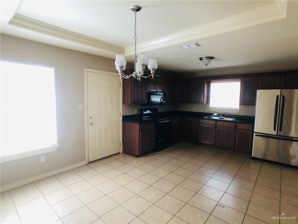 3902 S Sheraton Avenue # 2
