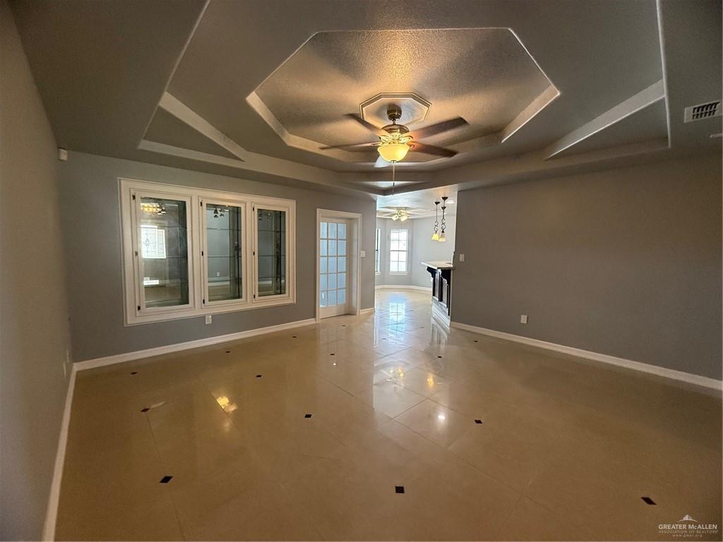 102 N Vista Del Sol Drive