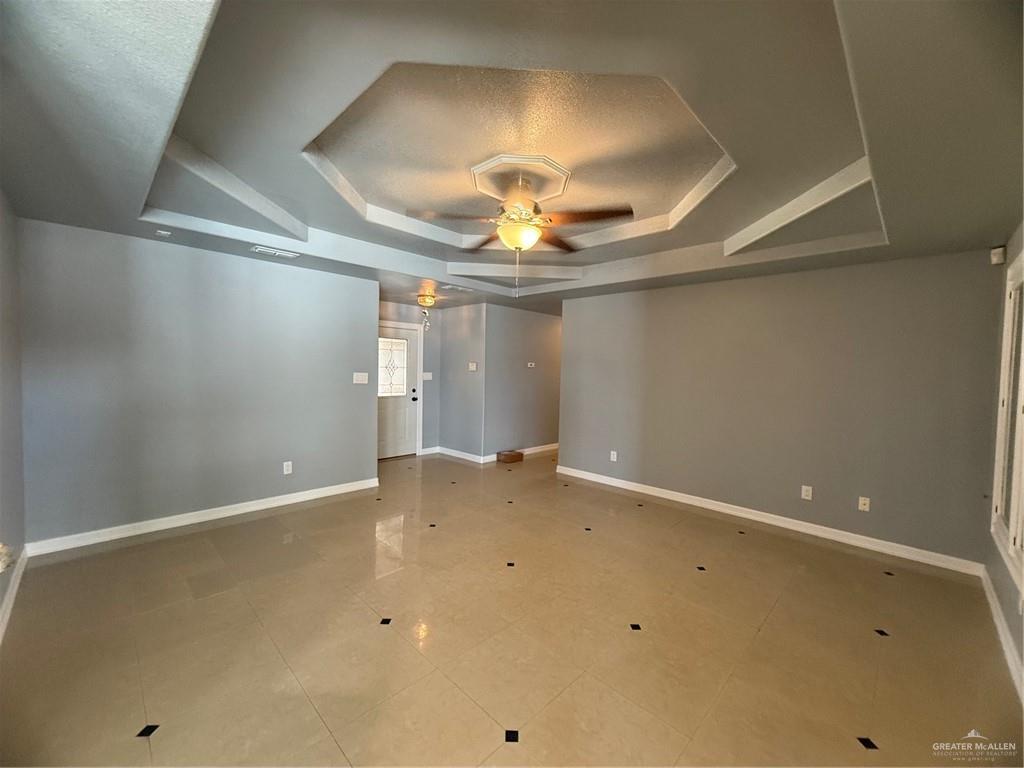 102 N Vista Del Sol Drive