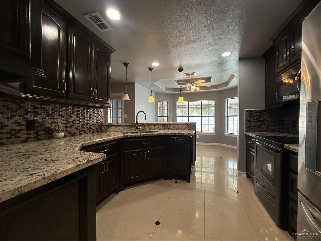 102 N Vista Del Sol Drive