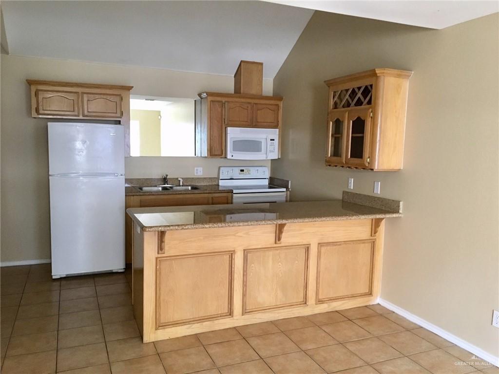 2503 Salvatierra Avenue # 17