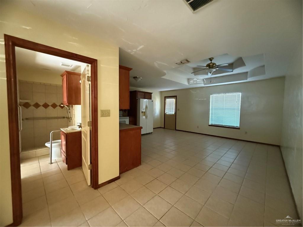 2000 Circle Drive # 4