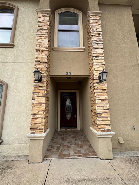 201 S 1st Avenue # 201