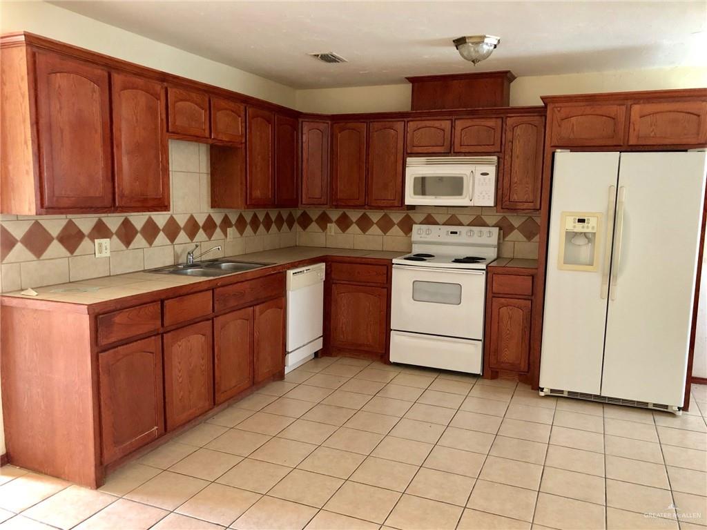 2000 Circle Drive # 6