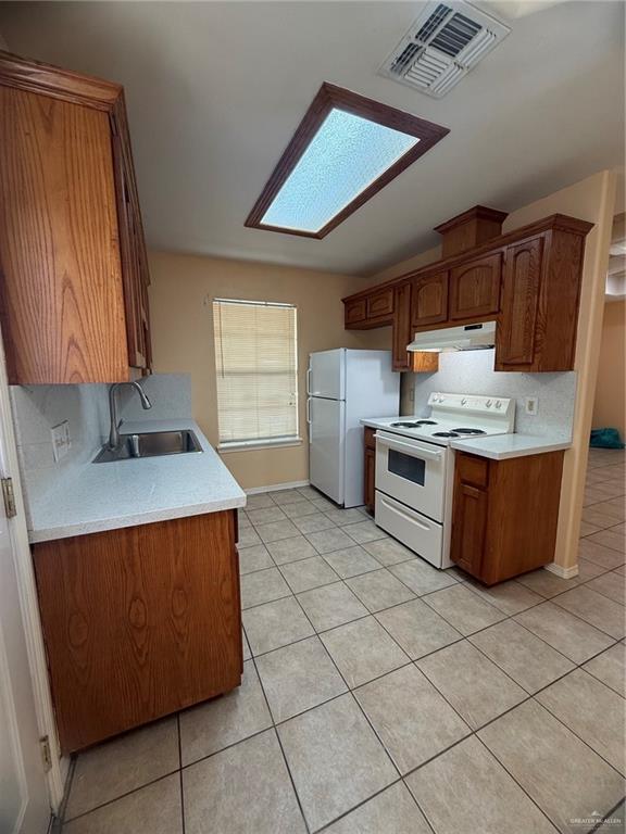 1505 E Coyote Street # B