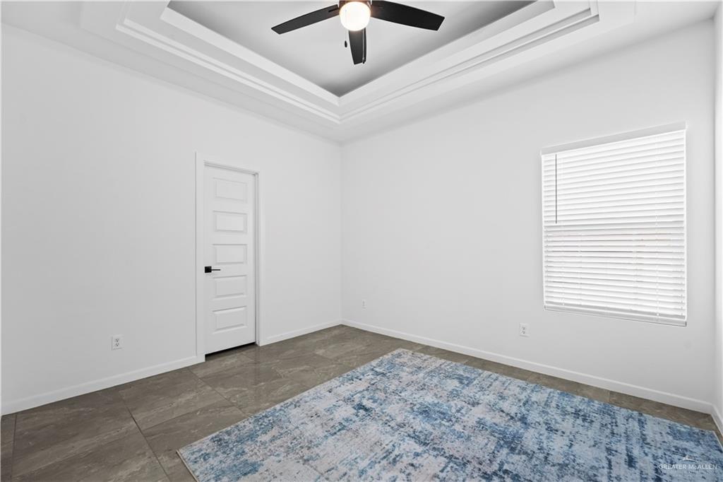 2729 E Conroe Road