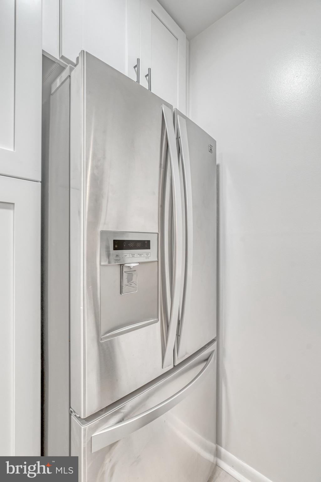 10720 W West Dr #303