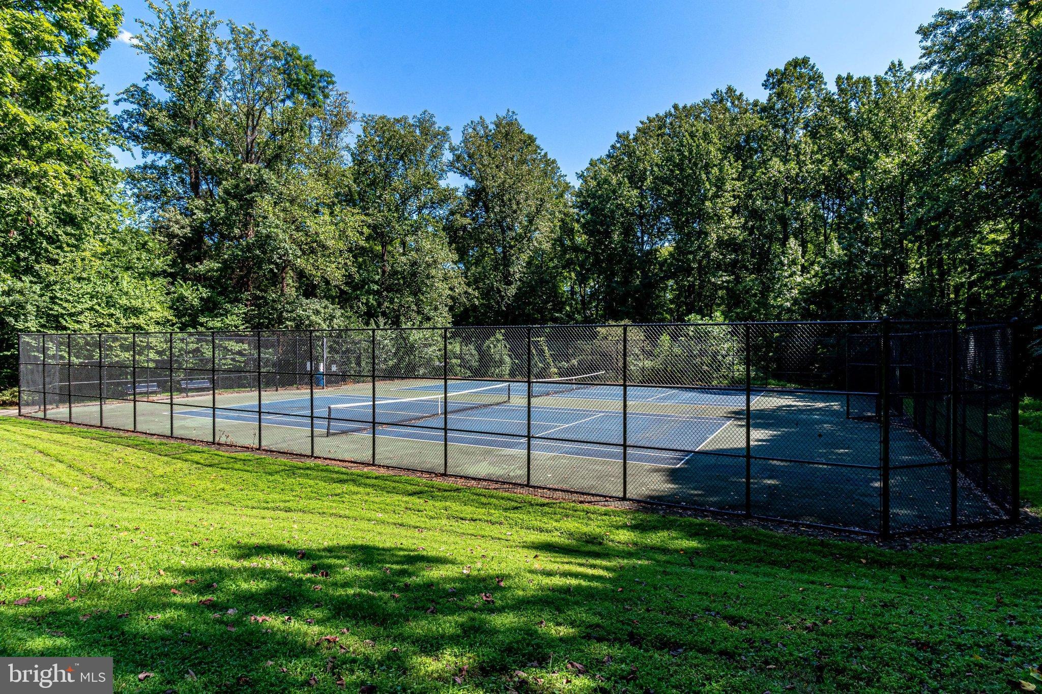 10720 W West Dr #303