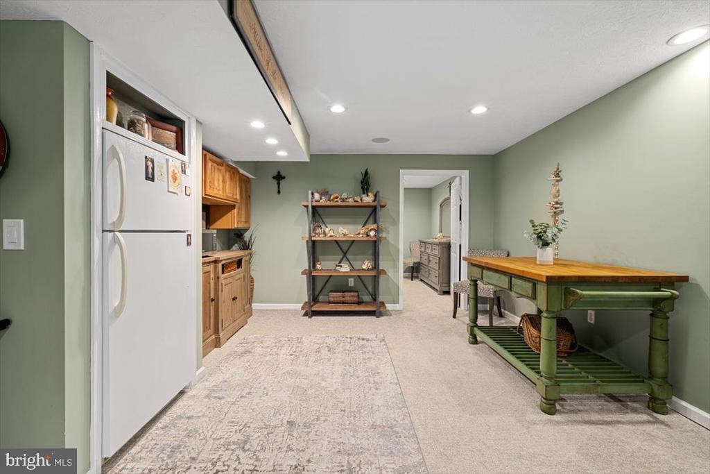 107 Dell Ct
