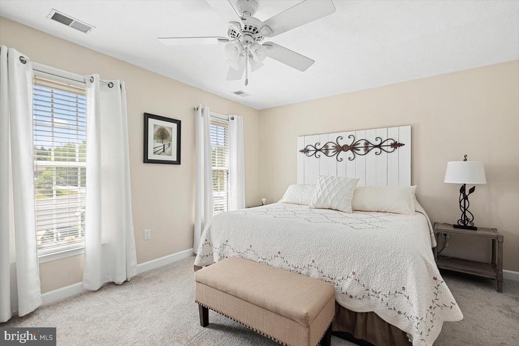 107 Dell Ct