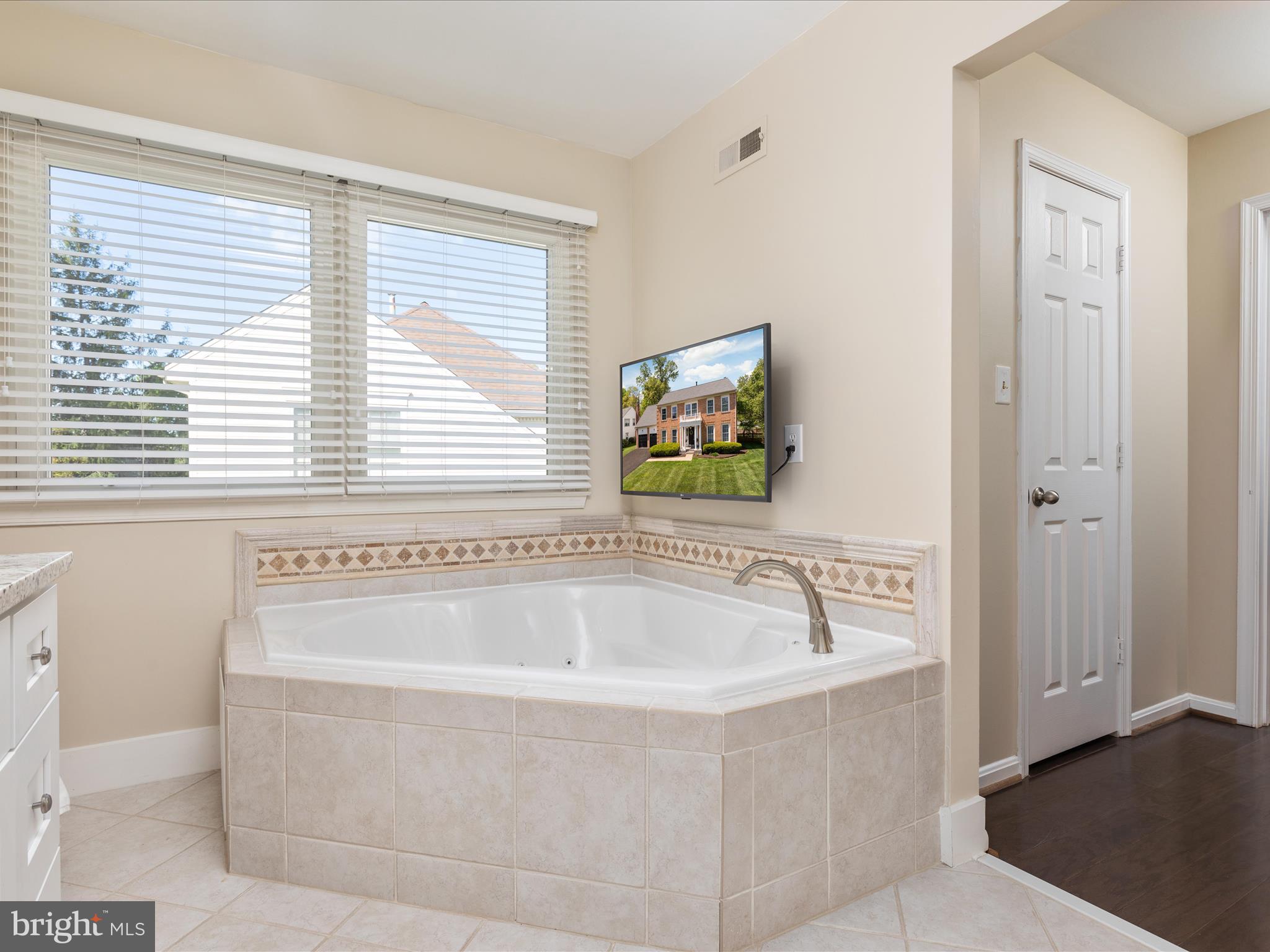 20287 Mustoe Pl