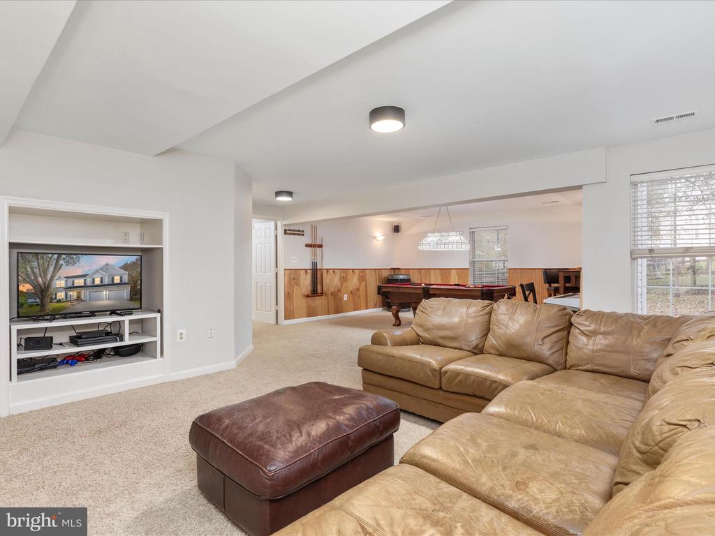 46427 Thornwood Ct