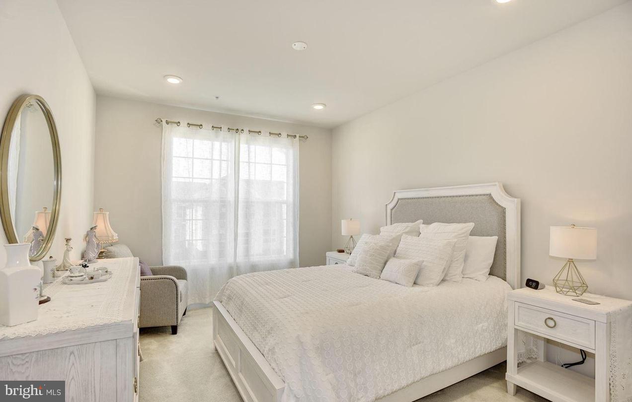 23235 Milltown Knoll Sq #115