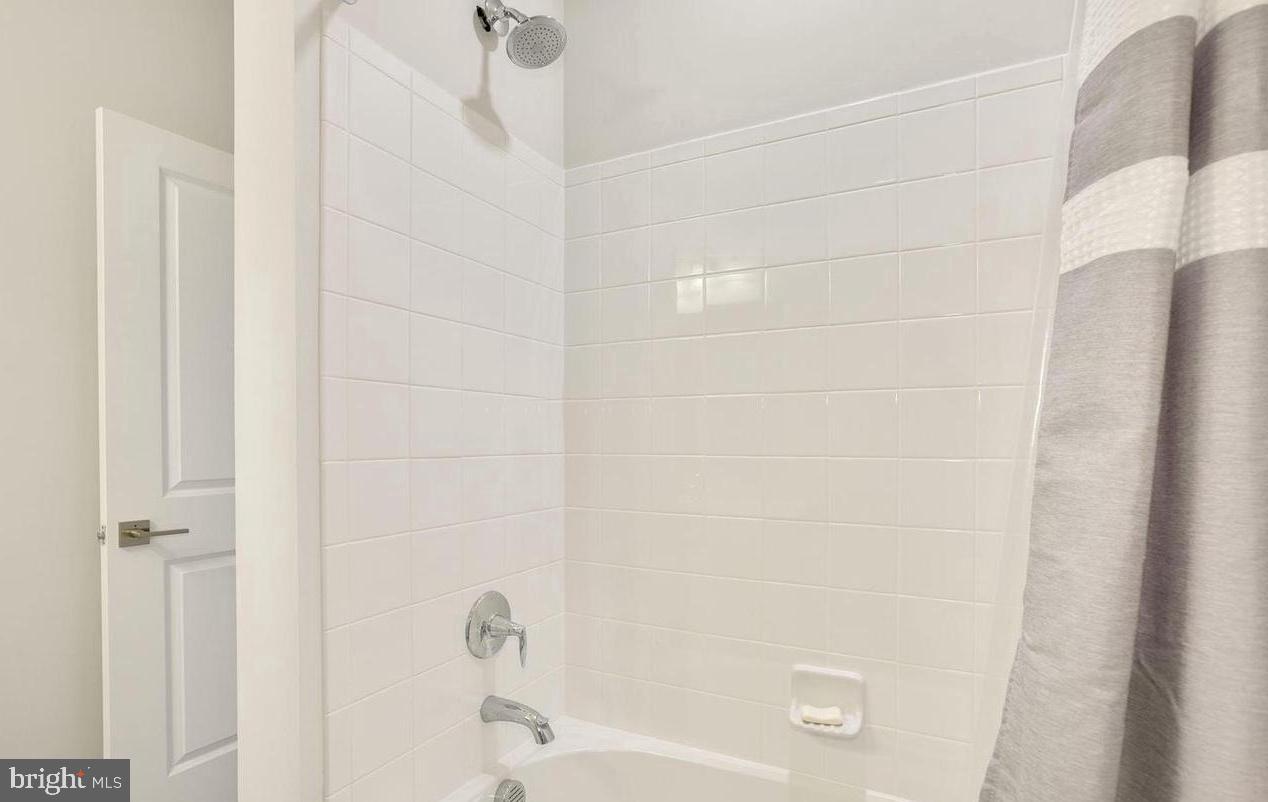 23235 Milltown Knoll Sq #115