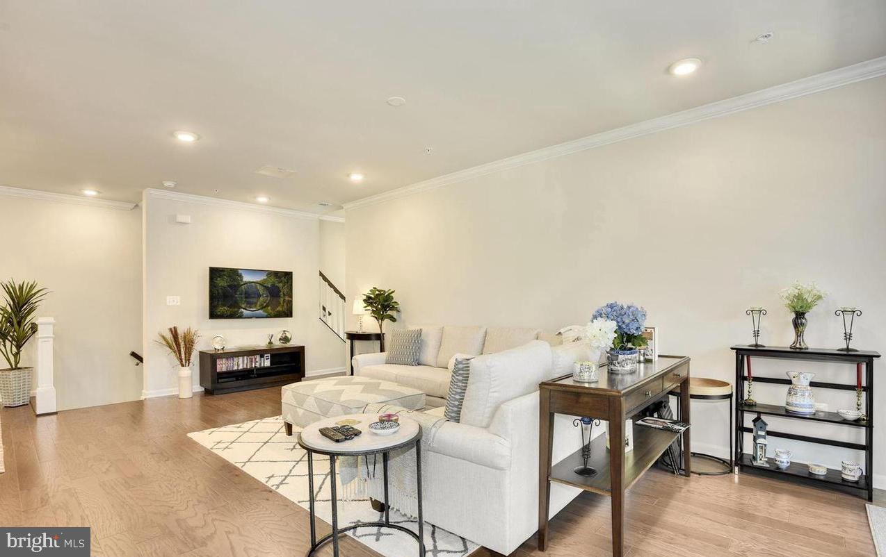 23235 Milltown Knoll Sq #115