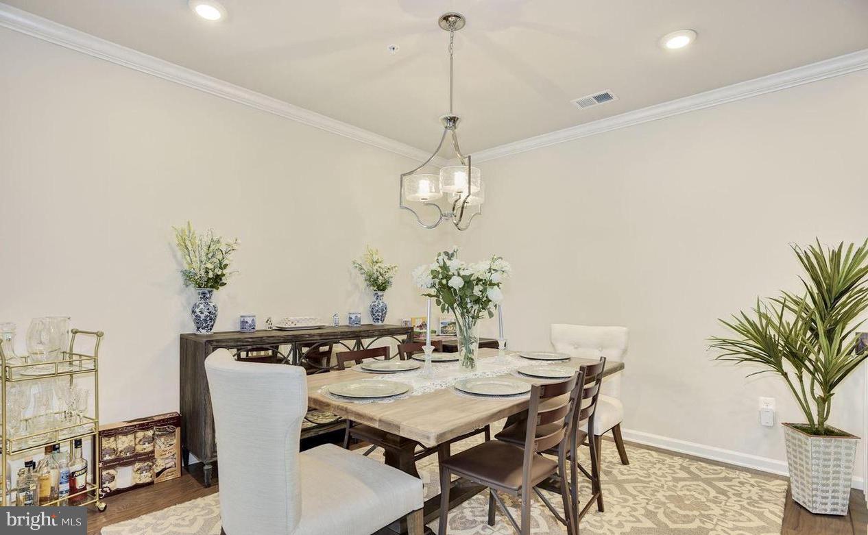 23235 Milltown Knoll Sq #115