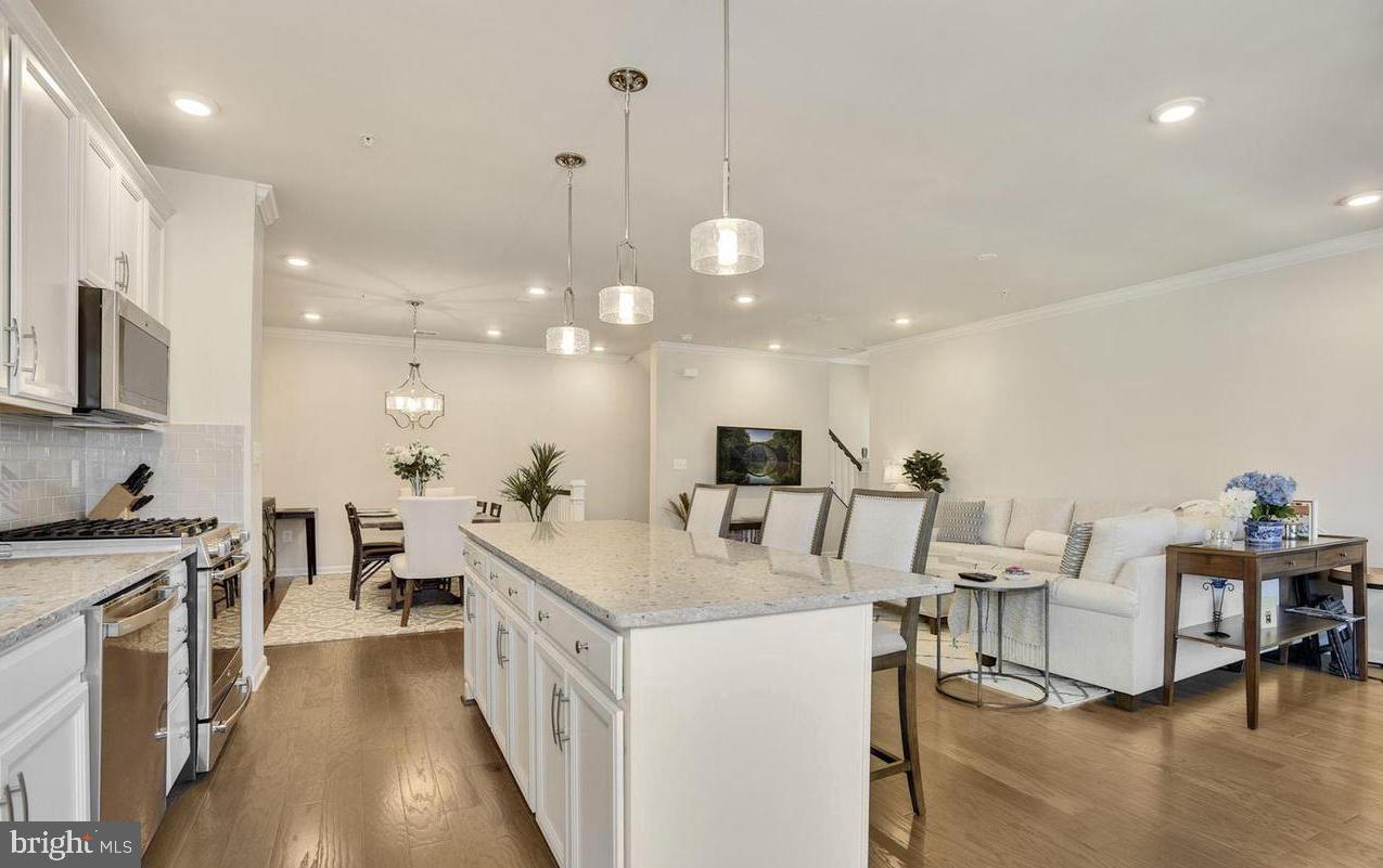 23235 Milltown Knoll Sq #115