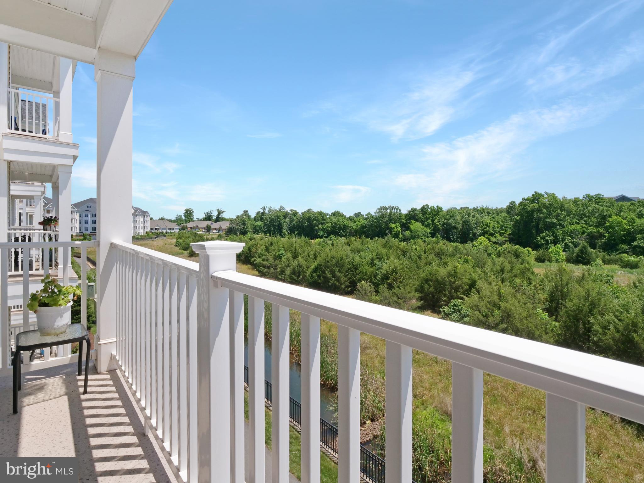 21022 Rocky Knoll Sq #305