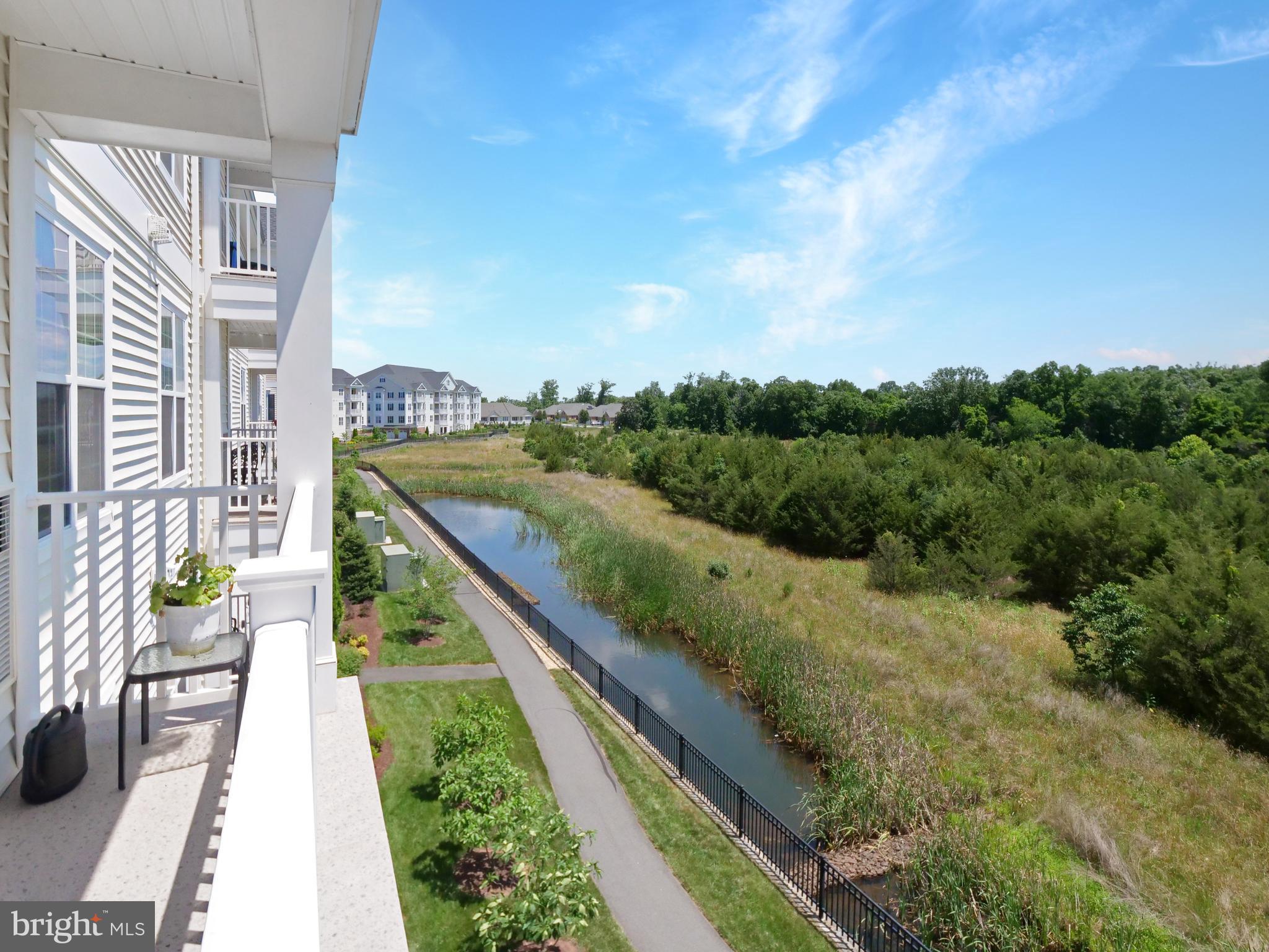 21022 Rocky Knoll Sq #305