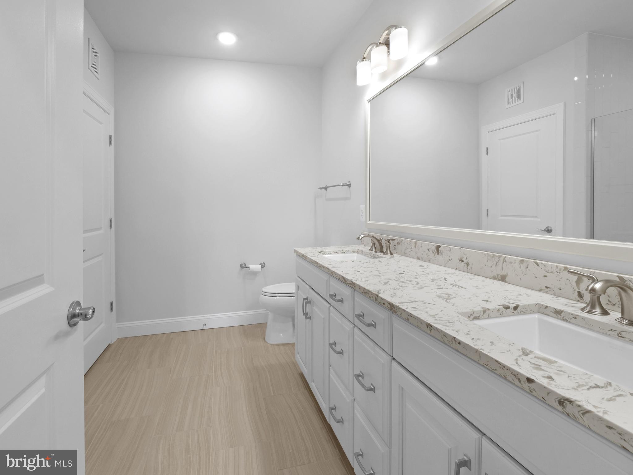 21022 Rocky Knoll Sq #305