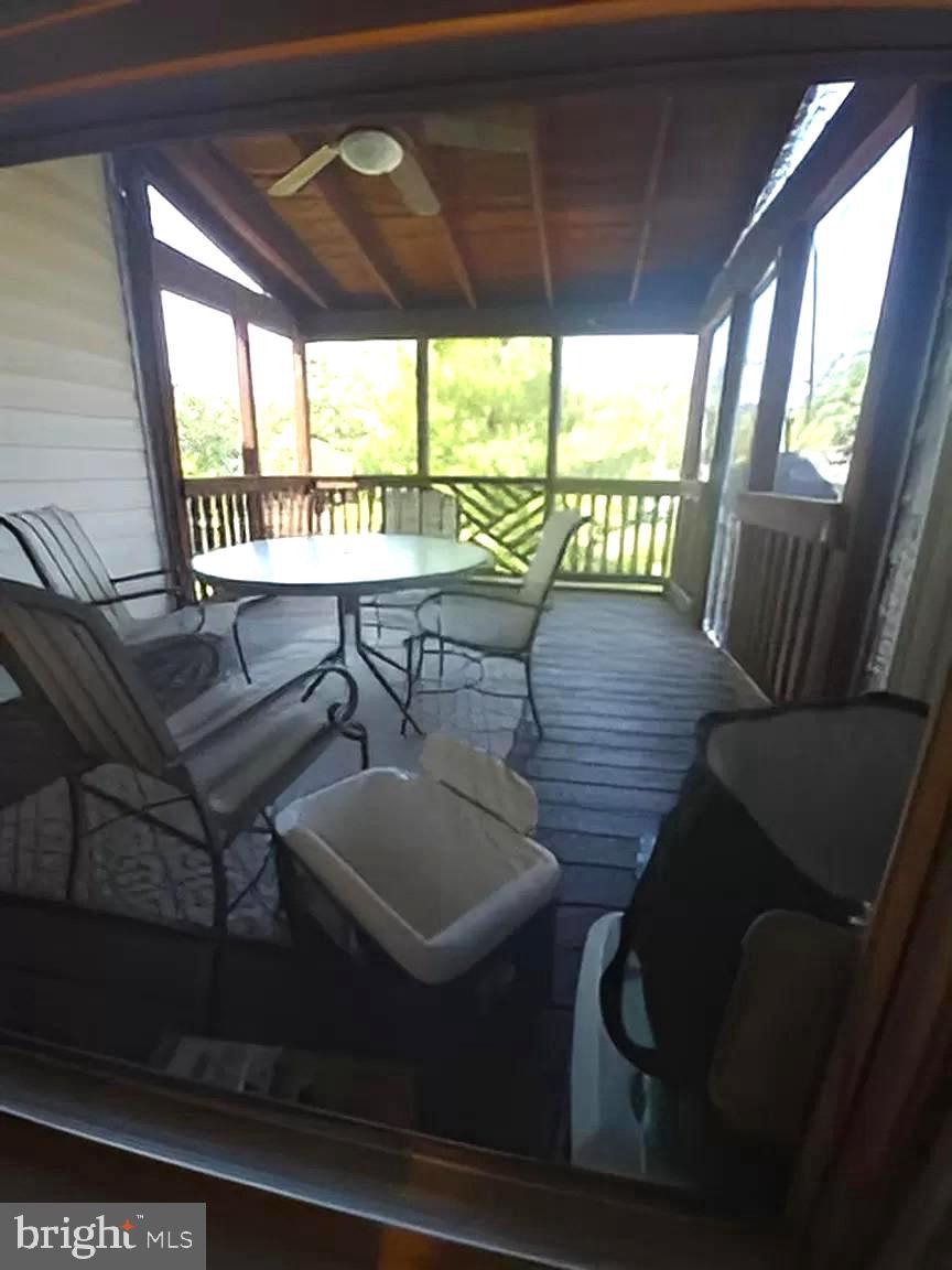 21315 LORD NELSON TER