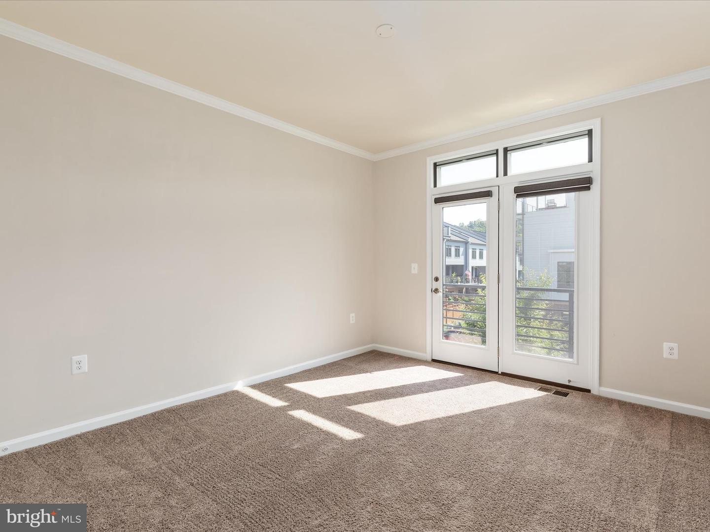 1002 Ribbon Limestone Ter SE