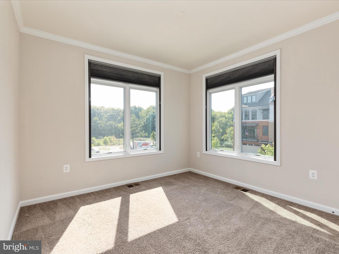 1002 Ribbon Limestone Ter SE
