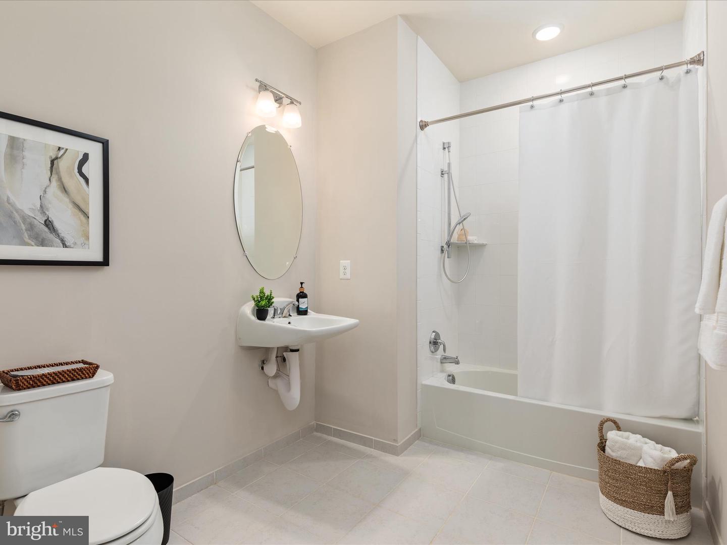 1002 Ribbon Limestone Ter SE
