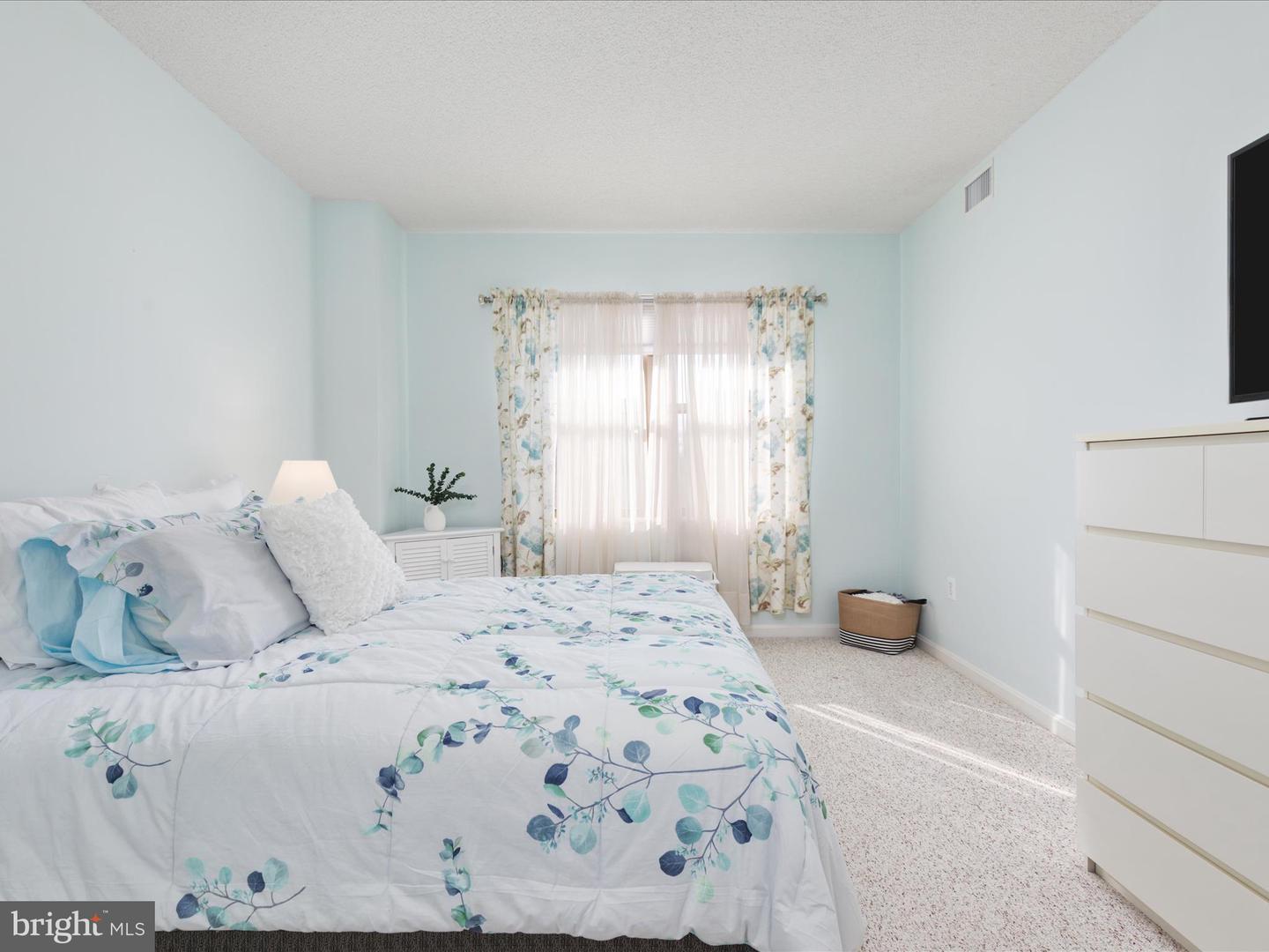 19360 Magnolia Grove Sq #308