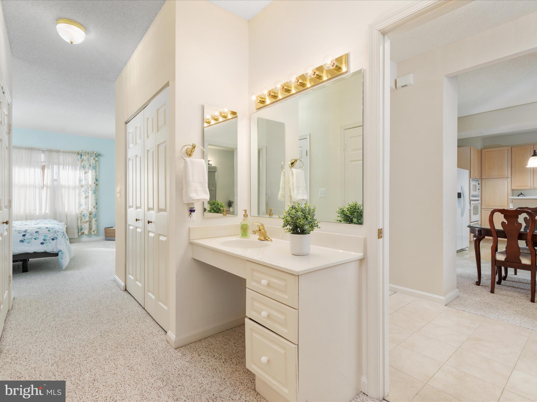 19360 Magnolia Grove Sq #308