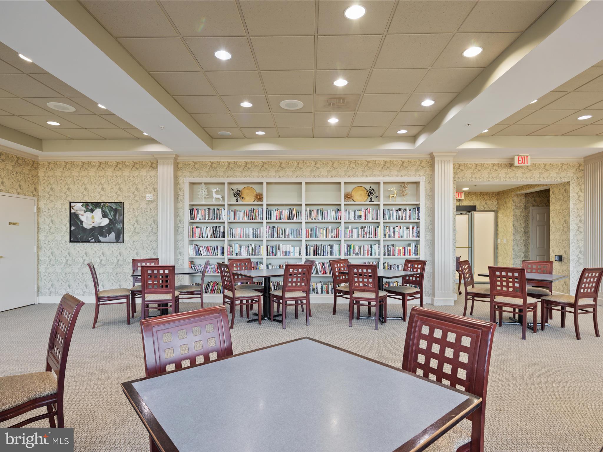 19360 Magnolia Grove Sq #308