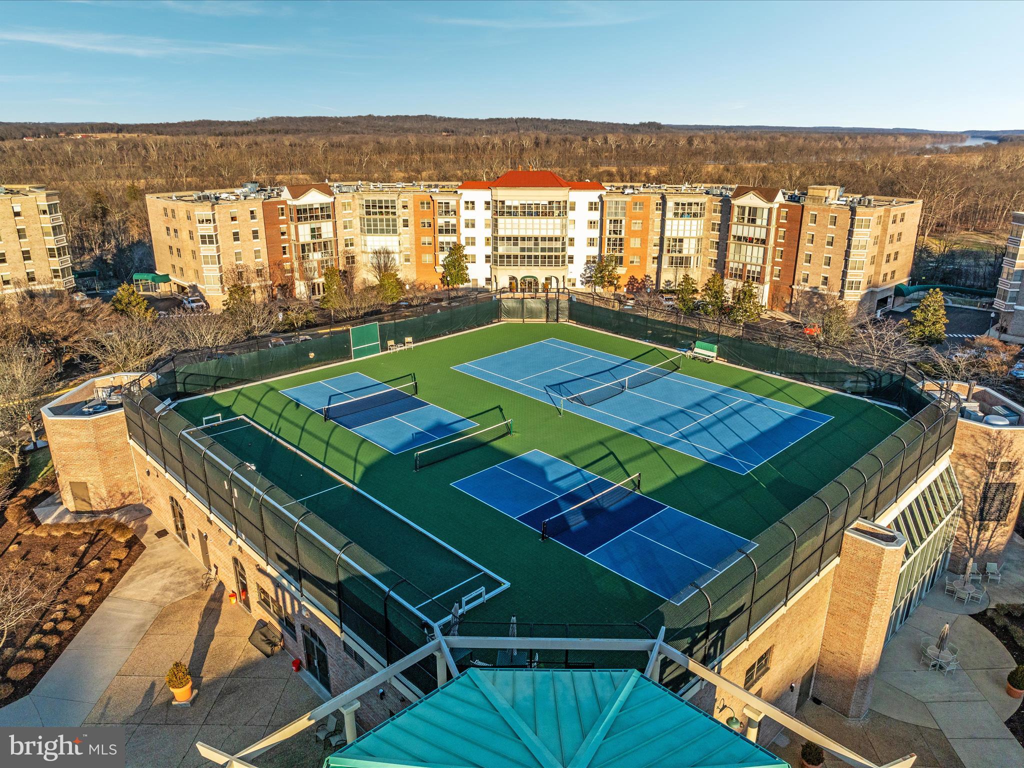 19360 Magnolia Grove Sq #308