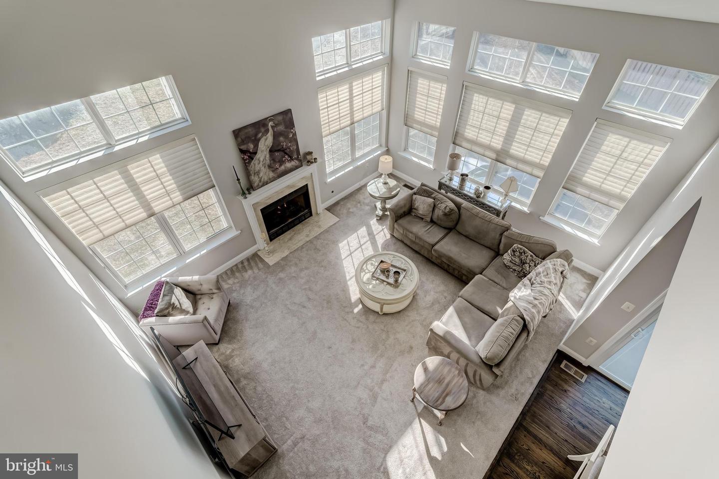 111 Stone Ct NE