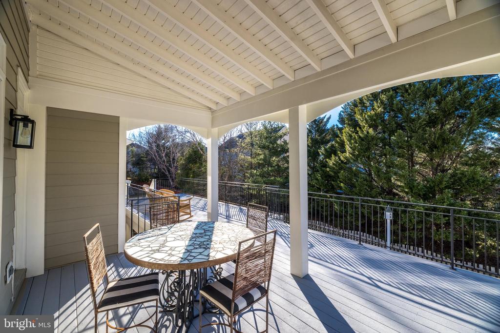 19247 Mill Site Pl